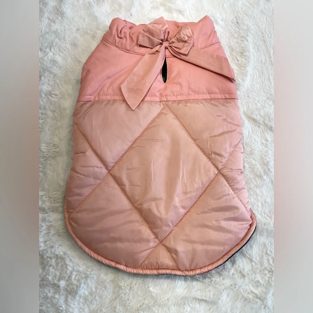 Youly size small reversible quilted vest